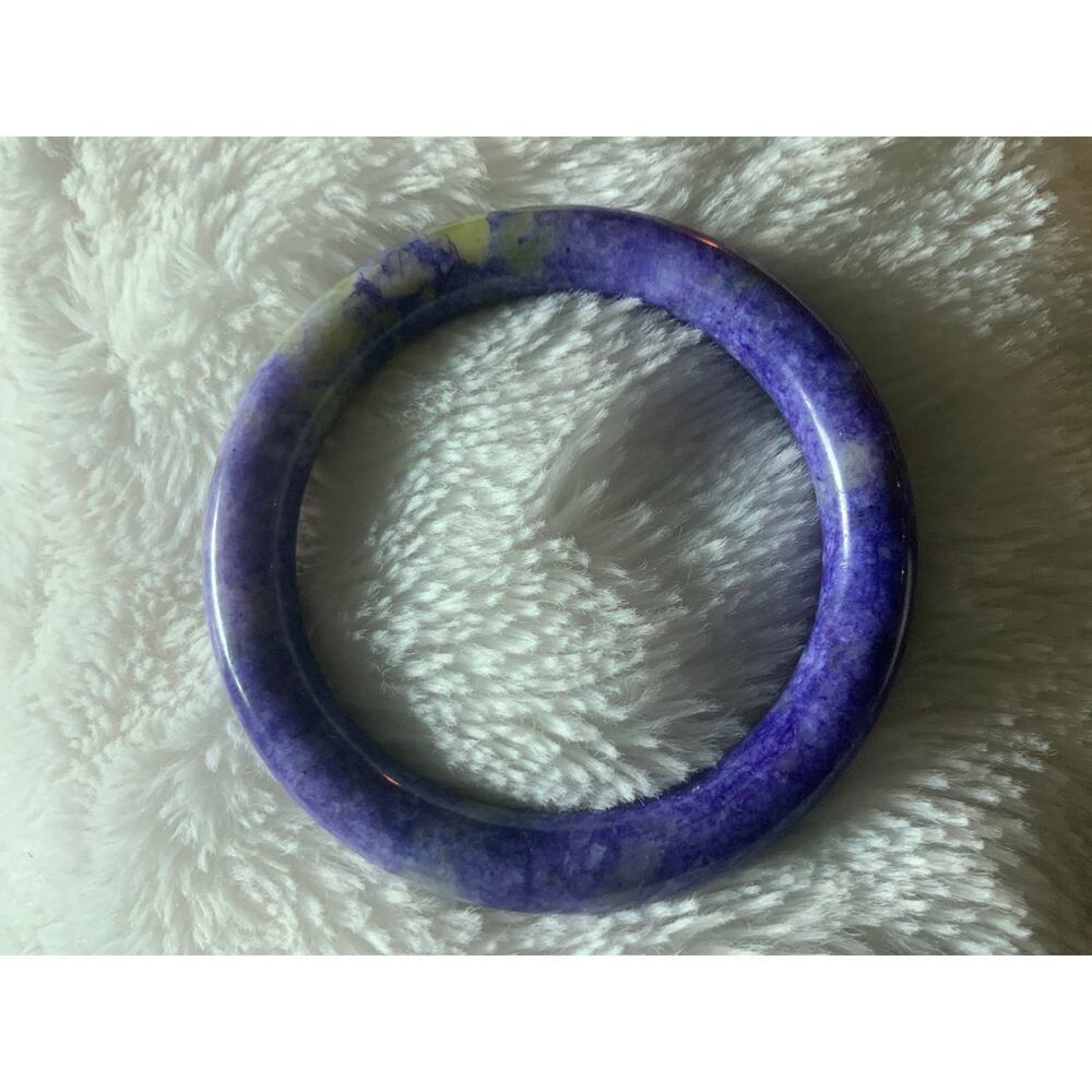 Beautiful Purple Jade Bangle Bracelet